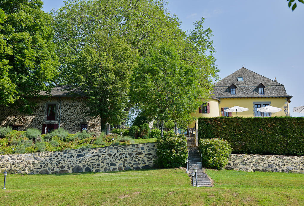 Chateau De Salles Vezac  Exterior photo